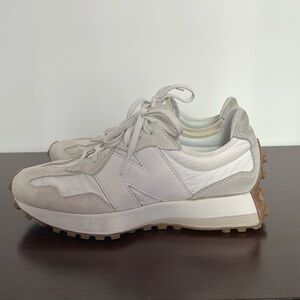 New Balance 327, White, Women’s Size 8
